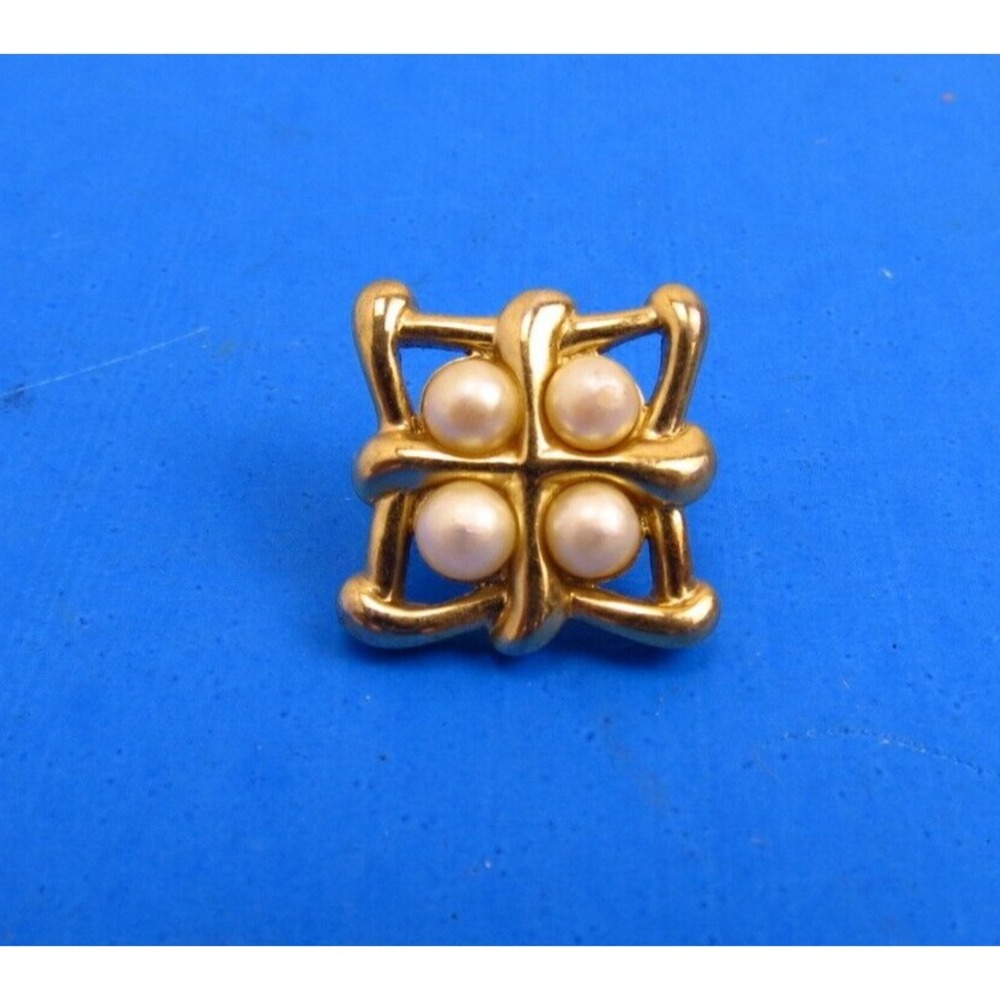 Vintage Trifari Gold Tone Single Earring Pin Faux Pearl